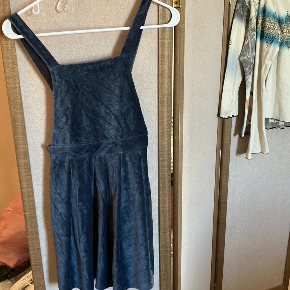 FINAL MARKDOWN Beautees girls velour jumper 12